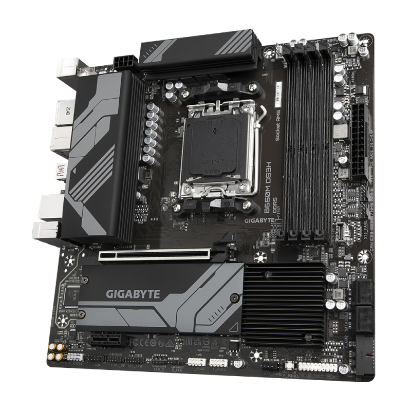 GIGABYTE B650M DS3H carte mère AMD B650 Emplacement AM5 micro ATX